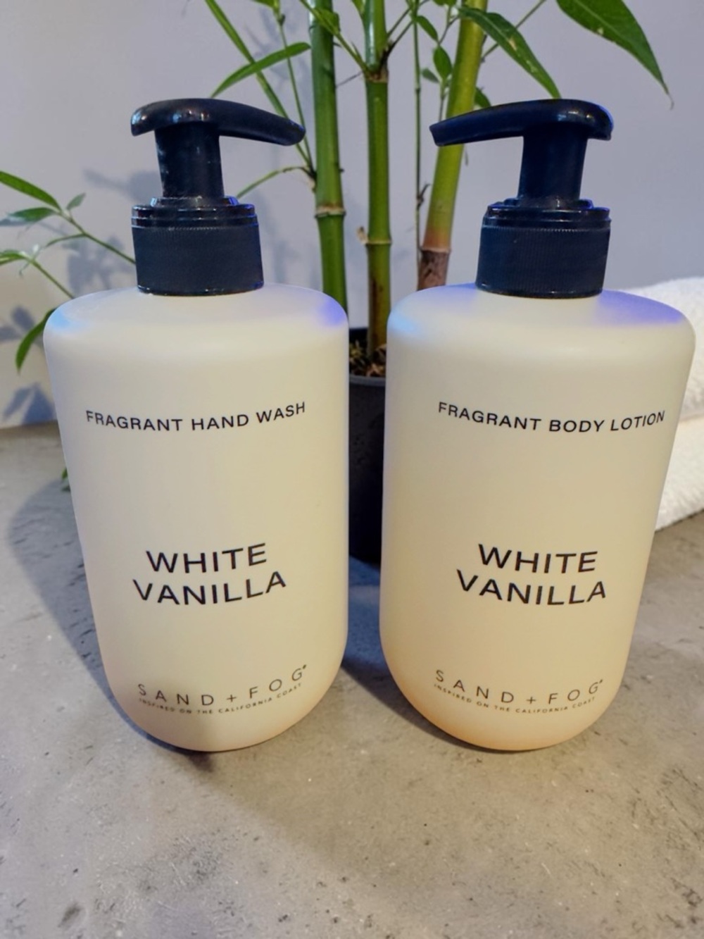 SAND+FOG White Vanilla Fragrant Hand Wash & Body Lotion Set (Cream)